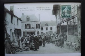 Carte postale ancienne "Rue de la Gendarmerie - Guichen"